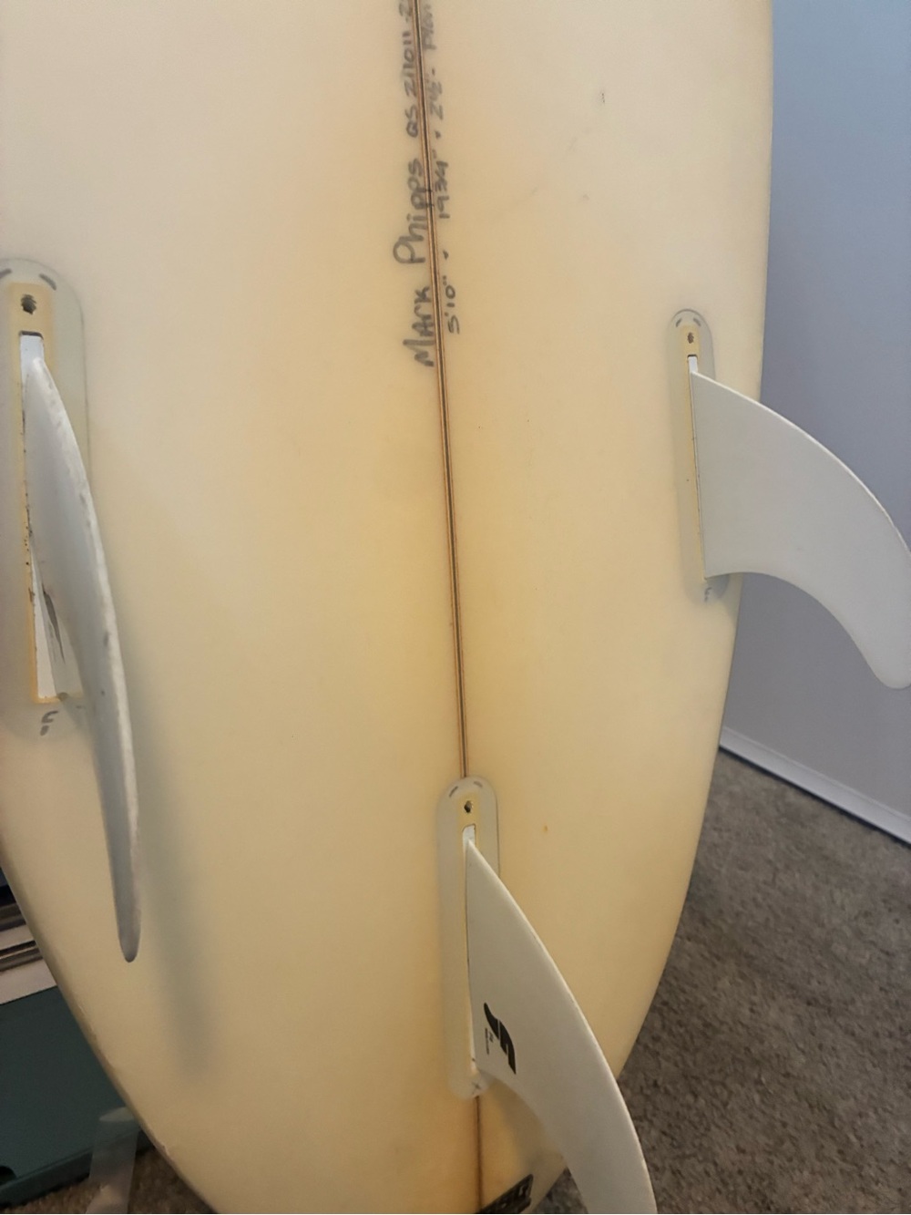 Surfboard - Picture 2 of 6